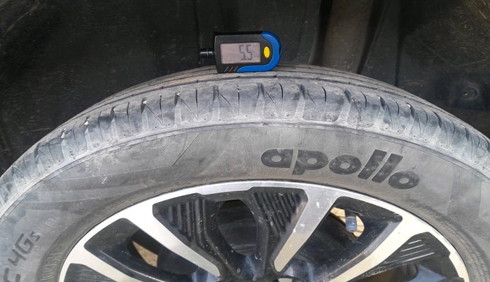 2021 Toyota URBAN CRUISER PREMIUM GRADE MT, Petrol, Manual, 25,687 km, tyre