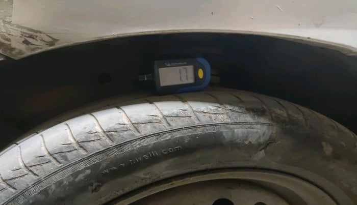 2011 Maruti Wagon R 1.0 VXI, Petrol, Manual, 1,25,326 km, tyre