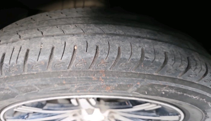 2018 Tata NEXON XMA PETROL, Petrol, Automatic, 52,276 km, tyre