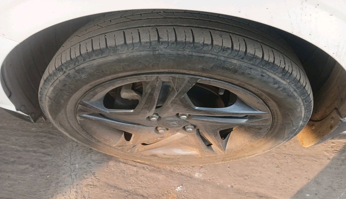 2023 Hyundai NEW I20  SPORTZ 1.0TURBO DCT, Petrol, Automatic, 30,796 km, tyre