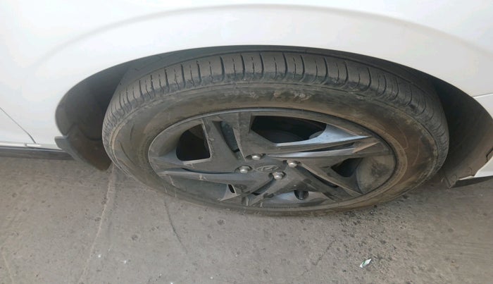 2023 Hyundai NEW I20  SPORTZ 1.0TURBO DCT, Petrol, Automatic, 30,796 km, tyre