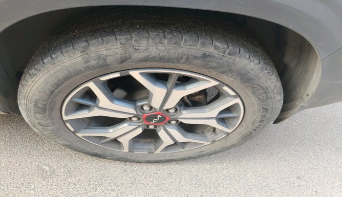 2022 KIA SELTOS GTX PLUS 1.5 DIESEL AT, Diesel, Automatic, 88,120 km, tyre