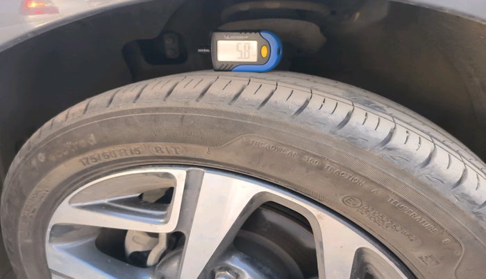 2024 Hyundai AURA SX 1.2 CNG, CNG, Manual, 70,415 km, tyre