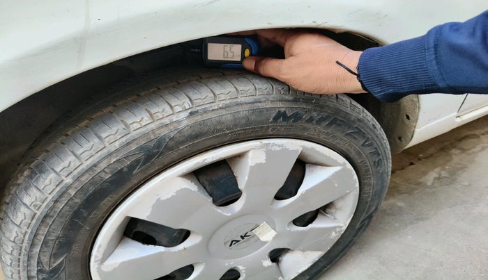 2011 Maruti Alto K10 VXI, Petrol, Manual, 98,588 km, tyre