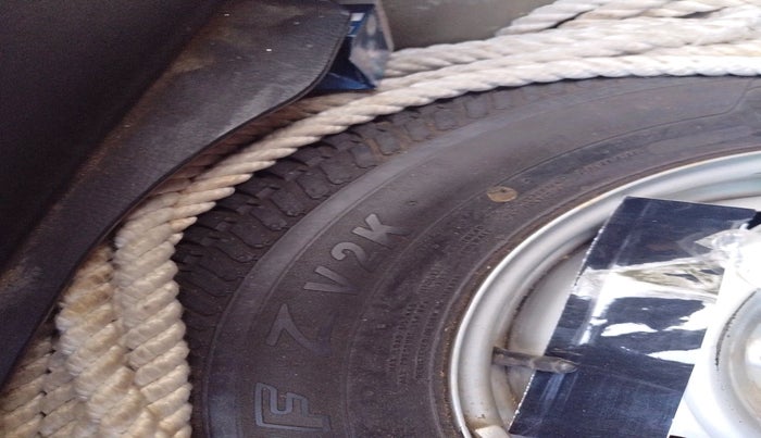 2017 Maruti Swift Dzire LXI (O), Petrol, Manual, 46,660 km, tyre