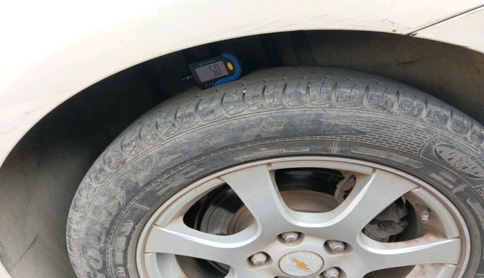 2011 Chevrolet Cruze LTZ, Diesel, Manual, 2 km, tyre