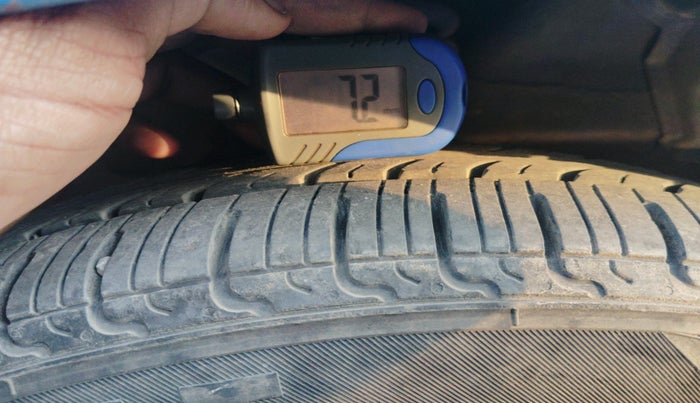 2014 Maruti Celerio VXI AMT, CNG, Automatic, 1,43,427 km, tyre