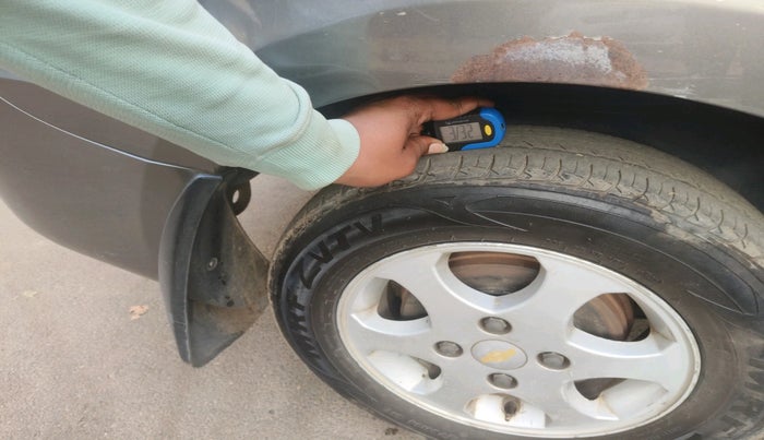 2013 Chevrolet Enjoy 1.3 LS 7 STR, Diesel, Manual, 94,241 km, tyre