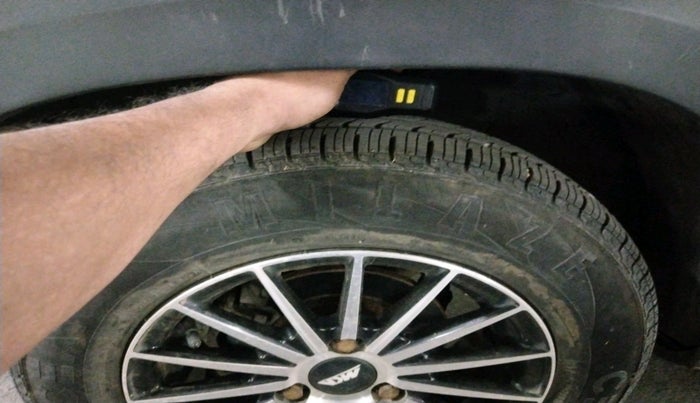 2019 Renault Kwid CLIMBER 1.0 AMT, Petrol, Automatic, 16,874 km, tyre