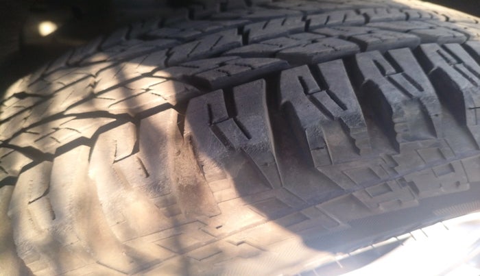 2019 Mahindra MARAZZO M6 7 STR, Diesel, Manual, 1,11,641 km, tyre