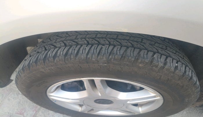 2019 Mahindra MARAZZO M6 7 STR, Diesel, Manual, 1,11,641 km, tyre