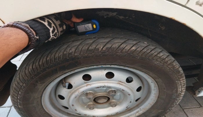 2012 Maruti Wagon R 1.0 LXI CNG, CNG, Manual, 1,50,984 km, tyre