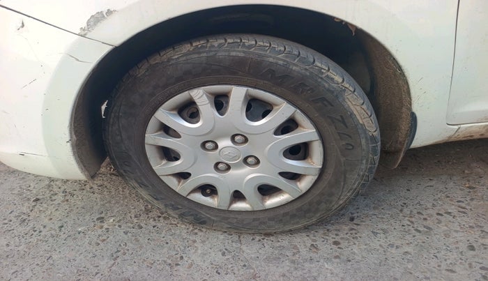 2011 Hyundai i20 MAGNA 1.2, Petrol, Manual, 68,688 km, tyre