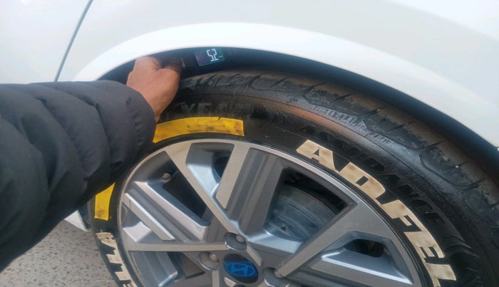 2024 Hyundai Verna SX 1.5 l MPI, Petrol, Manual, 30,315 km, tyre