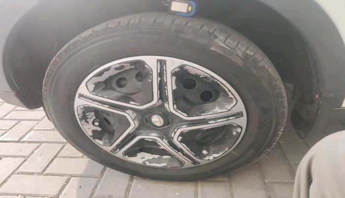 2021 Tata NEXON XM SUNROOF PETROL, Petrol, Manual, 25,555 km, tyre