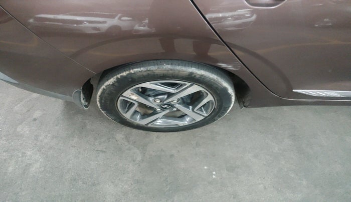 2021 Hyundai AURA SX 1.2, Petrol, Manual, 17,210 km, tyre