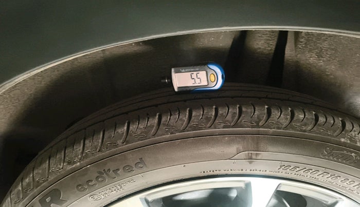 2025 Maruti XL6 ALPHA AT, Petrol, Automatic, 19,507 km, tyre