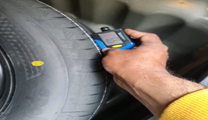 2024 Toyota URBAN CRUISER HYRYDER S NEO DRIVE, Petrol, Manual, 40,000 km, tyre