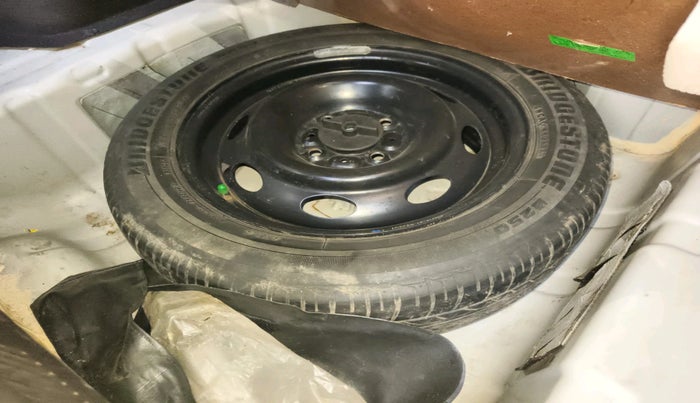 2014 Tata Zest XT PETROL, Petrol, Manual, 63,821 km, tyre