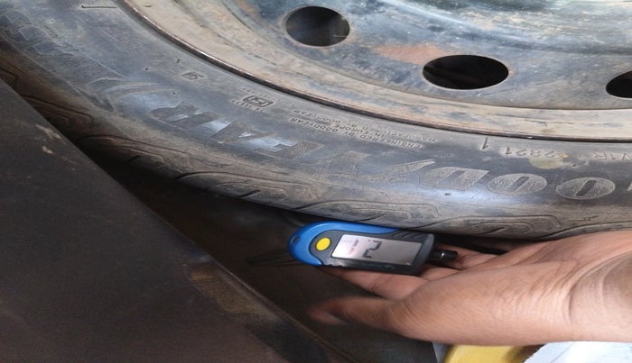 2019 Maruti IGNIS DELTA 1.2, Petrol, Manual, 57,917 km, tyre