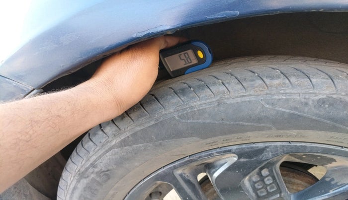 2019 Maruti IGNIS DELTA 1.2, Petrol, Manual, 57,917 km, tyre