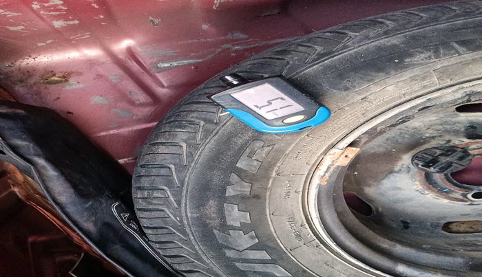 2018 Renault Kwid RXT 0.8 (O), Petrol, Manual, 64,976 km, tyre