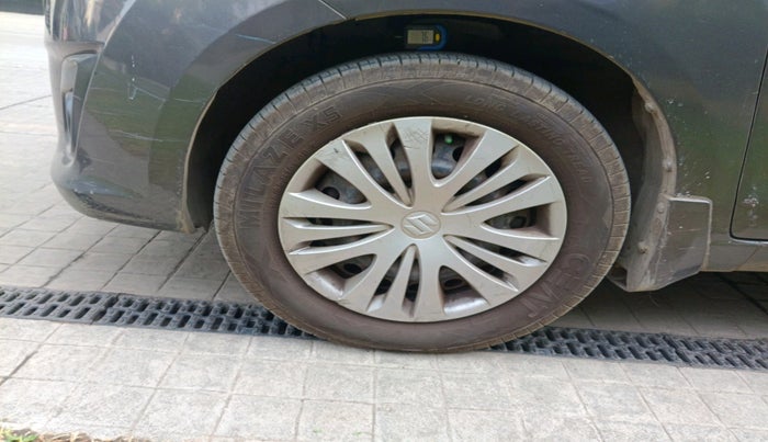 2014 Maruti Ertiga VXI CNG, CNG, Manual, 1,10,429 km, tyre