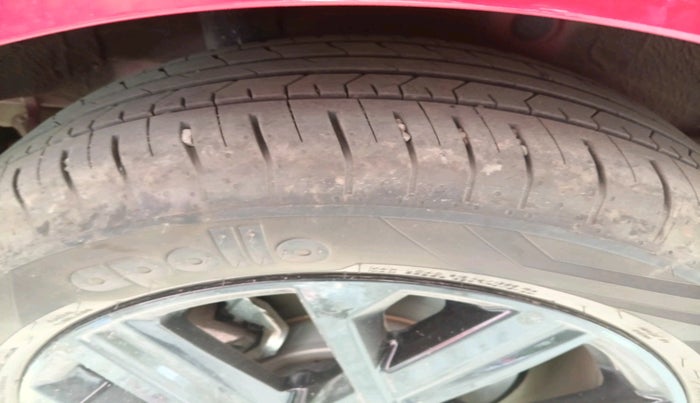 2024 Hyundai Verna SX (O) 1.5 TURBO DCT DUAL TONE, Petrol, Automatic, 5,628 km, tyre