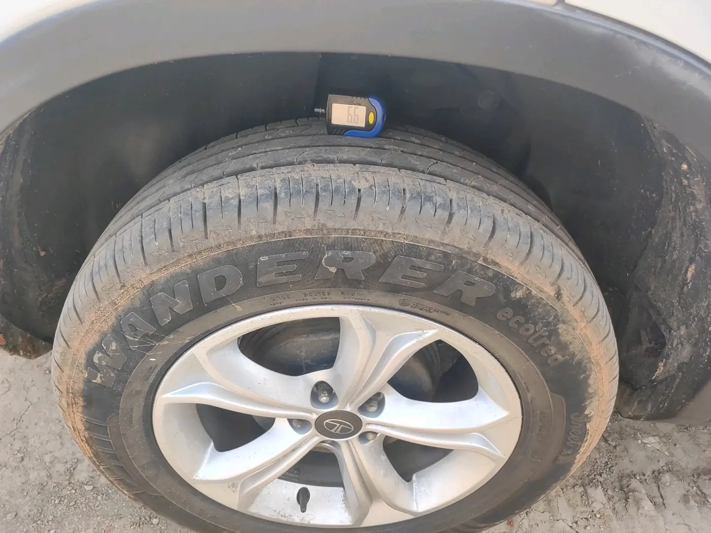 2023 Tata Harrier XZ 2.0L, Diesel, Manual, 59,700 km, tyre