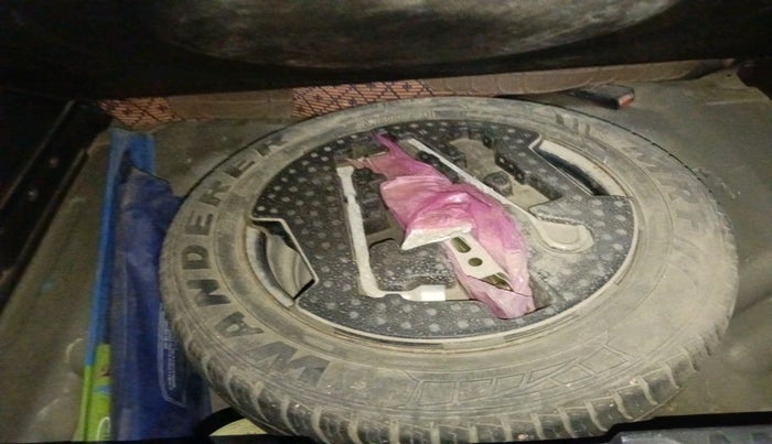 2018 Maruti Vitara Brezza VDI (O), Diesel, Manual, 81,895 km, tyre