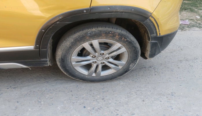 2016 Maruti Vitara Brezza ZDI PLUS DUAL TONE, Diesel, Manual, 1,55,120 km, tyre