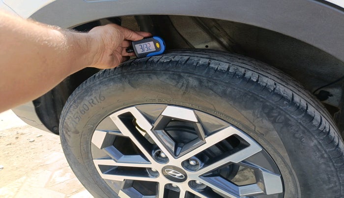 2022 Hyundai VENUE SX 1.5 CRDI, Diesel, Manual, 56,958 km, tyre