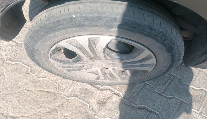 2022 Tata TIGOR XZ PLUS CNG, CNG, Manual, 80,770 km, tyre