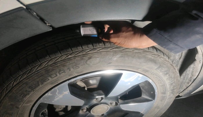 2019 Tata NEXON XZA PLUS PETROL, Petrol, Automatic, 61,000 km, tyre