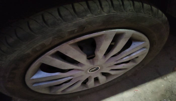 2018 Maruti Wagon R 1.0 VXI ABS, Petrol, Manual, 83,300 km, tyre