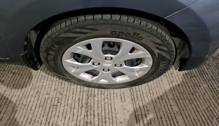 2015 Hyundai i10 SPORTZ 1.2, Petrol, Manual, 66,700 km, tyre