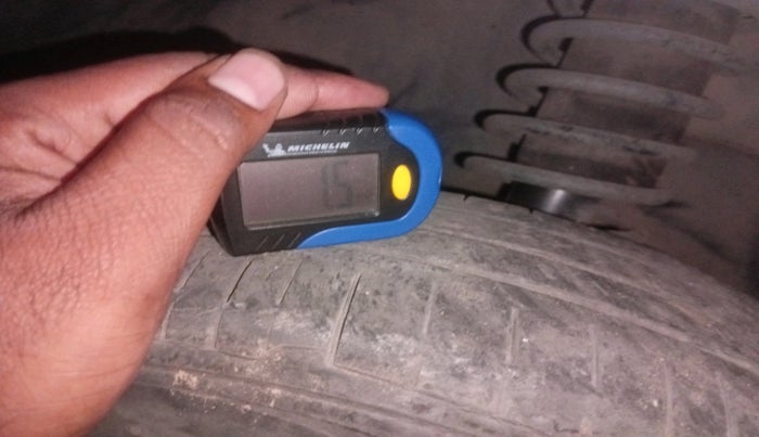 2015 Mahindra E2O T2, Electric, Automatic, 3,667 km, tyre