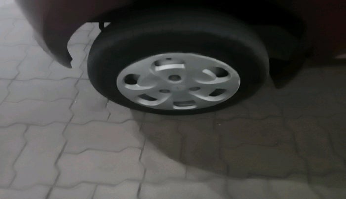 2016 Tata Nano TWIST XTA, Petrol, Automatic, 46,785 km, tyre