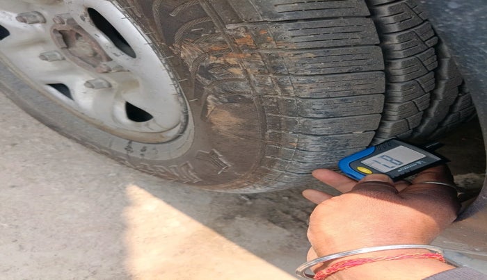 2018 Tata Hexa XM 4X2 7 STR, Diesel, Manual, 1,33,300 km, tyre