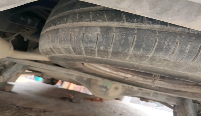 2018 Tata Hexa XM 4X2 7 STR, Diesel, Manual, 1,33,300 km, tyre