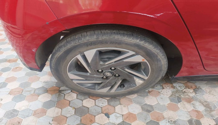 2021 Hyundai NEW I20 ASTA 1.2 MT, Petrol, Manual, 6,949 km, tyre