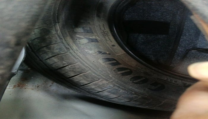 2023 KIA SONET HTE 1.2, CNG, Manual, 28,750 km, tyre