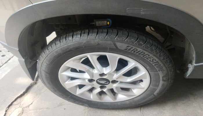 2016 Mahindra Kuv100 K8 6 STR, Petrol, Manual, 93,634 km, tyre