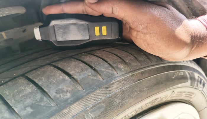 2017 Honda BR-V 1.5L I-VTEC S, Petrol, Manual, 49,694 km, tyre