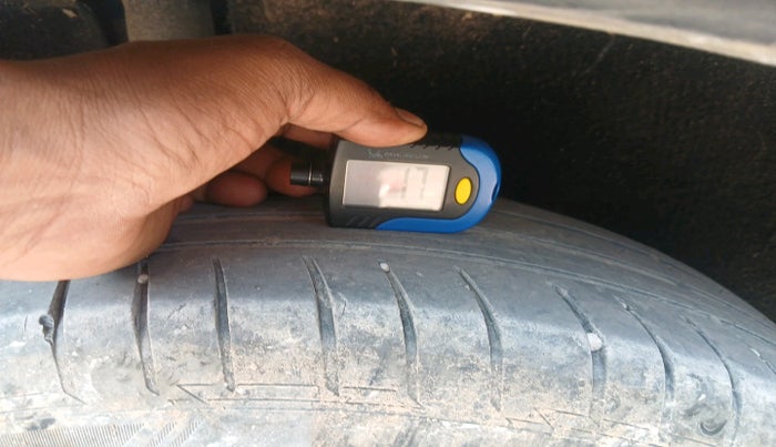 2017 Maruti Vitara Brezza ZDI PLUS, Diesel, Manual, 73,528 km, tyre