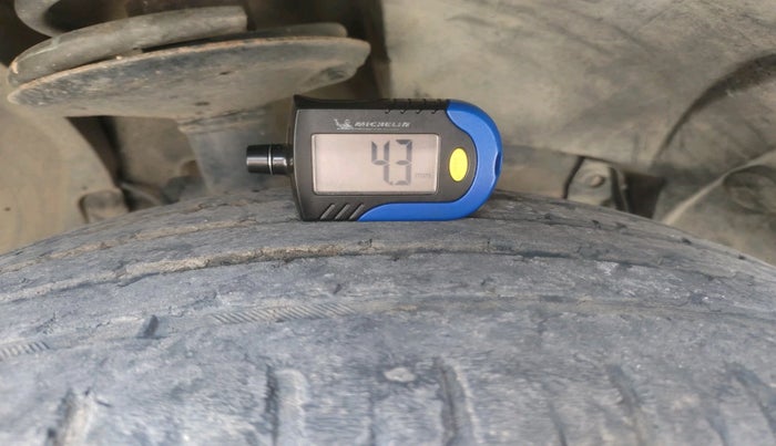 2016 Renault Duster 85 PS RXL DIESEL, Diesel, Manual, 98,307 km, tyre