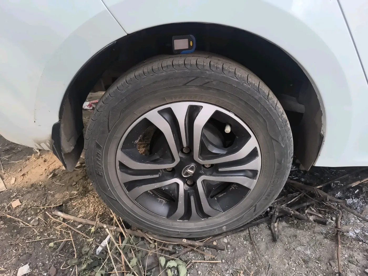 2022 Tata TIGOR XZ PLUS CNG, CNG, Manual, 56,578 km, tyre
