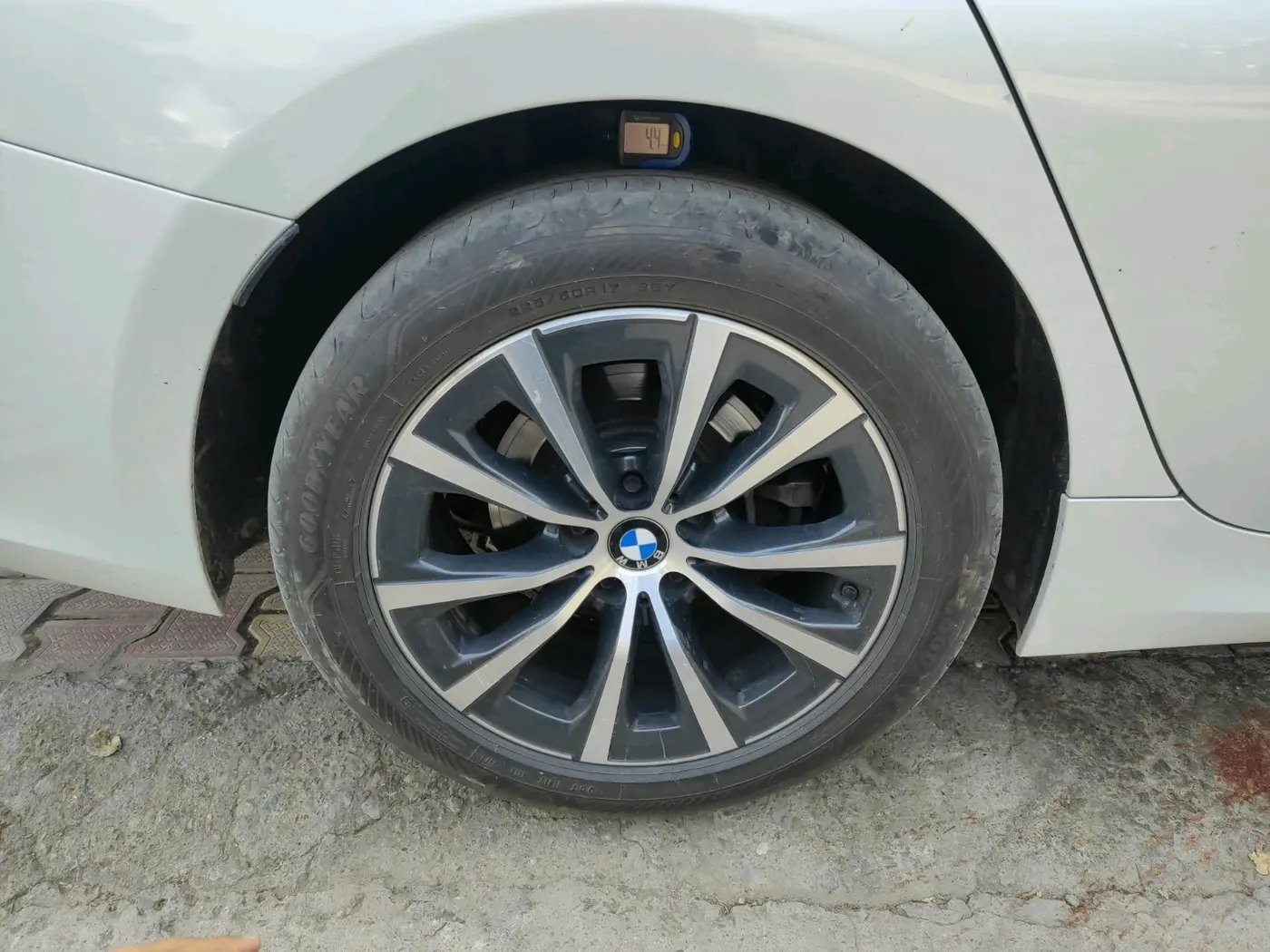 2022 BMW 3 SERIES GRAN LIMOUSINE 320D LUXURY LINE, Diesel, Automatic, 75,584 km, tyre