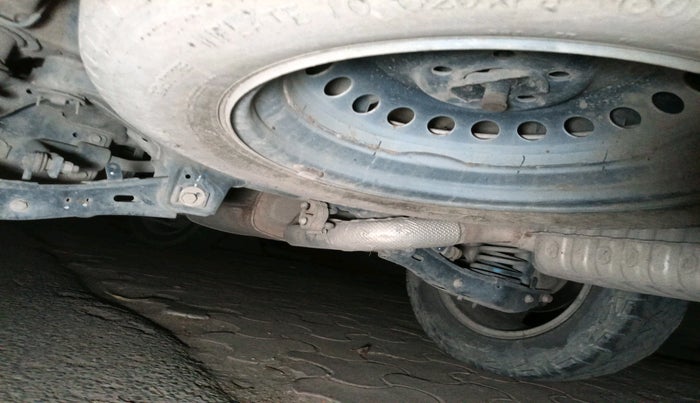 2022 Mahindra XUV700 MX P MT 5 STR, Petrol, Manual, 92,642 km, tyre