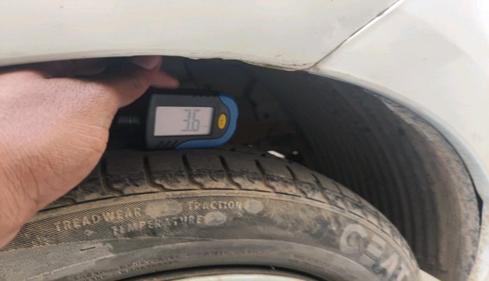 2012 Hyundai Eon D-LITE + LPG, Petrol, Manual, 1,07,194 km, tyre